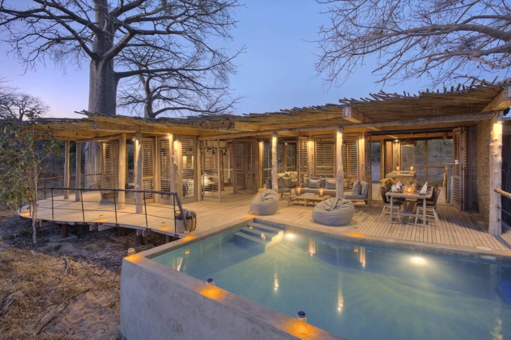 Pool at Jabali Private House with African Safari Excellence
